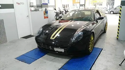 Detallado sostenible: cómo cuidar tu coche con menos impacto